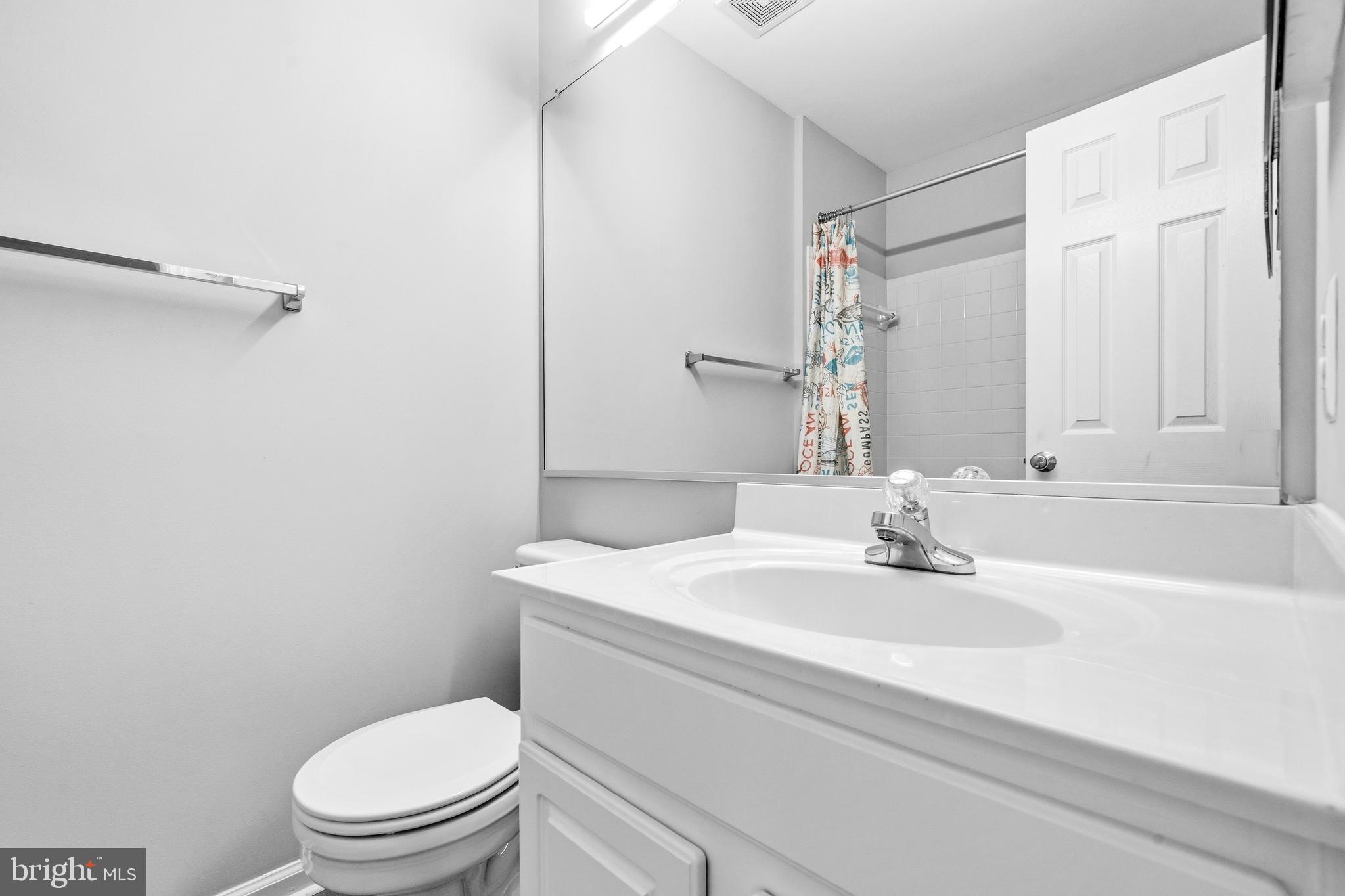 BROADLANDS - Residential