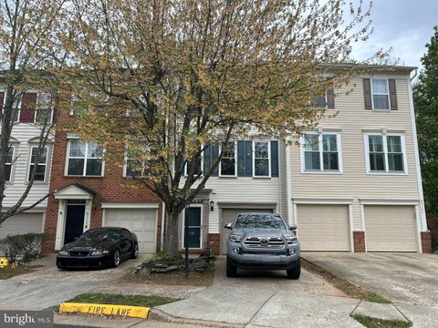 43153 HUNTSMAN SQUARE BROADLANDS VA 20148