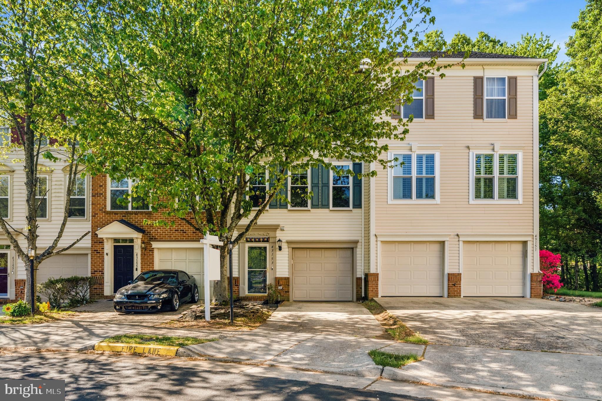 BROADLANDS - Residential