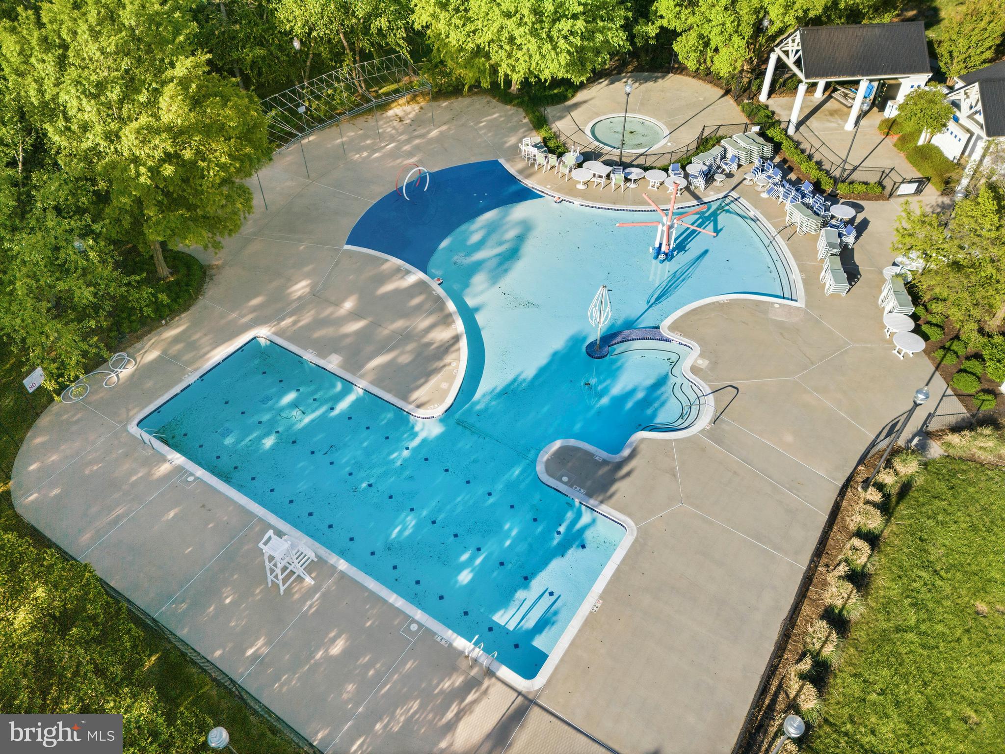 BROADLANDS - Residential