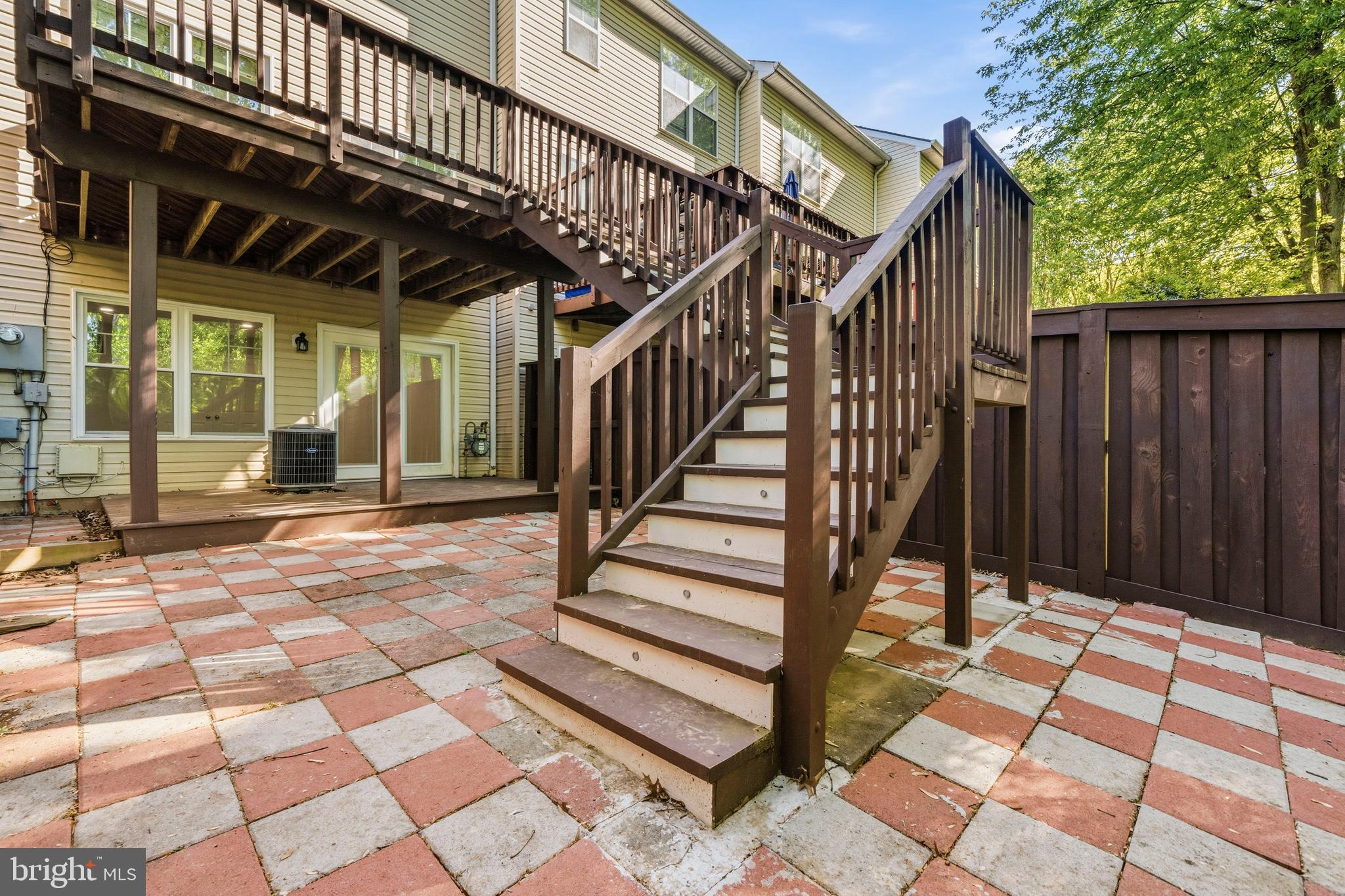 BROADLANDS - Residential