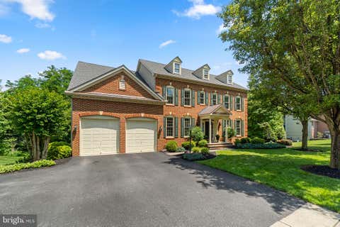 Homes For Sale - 10717 Red Dahlia Drive<br/> WOODSTOCK, MD 21163