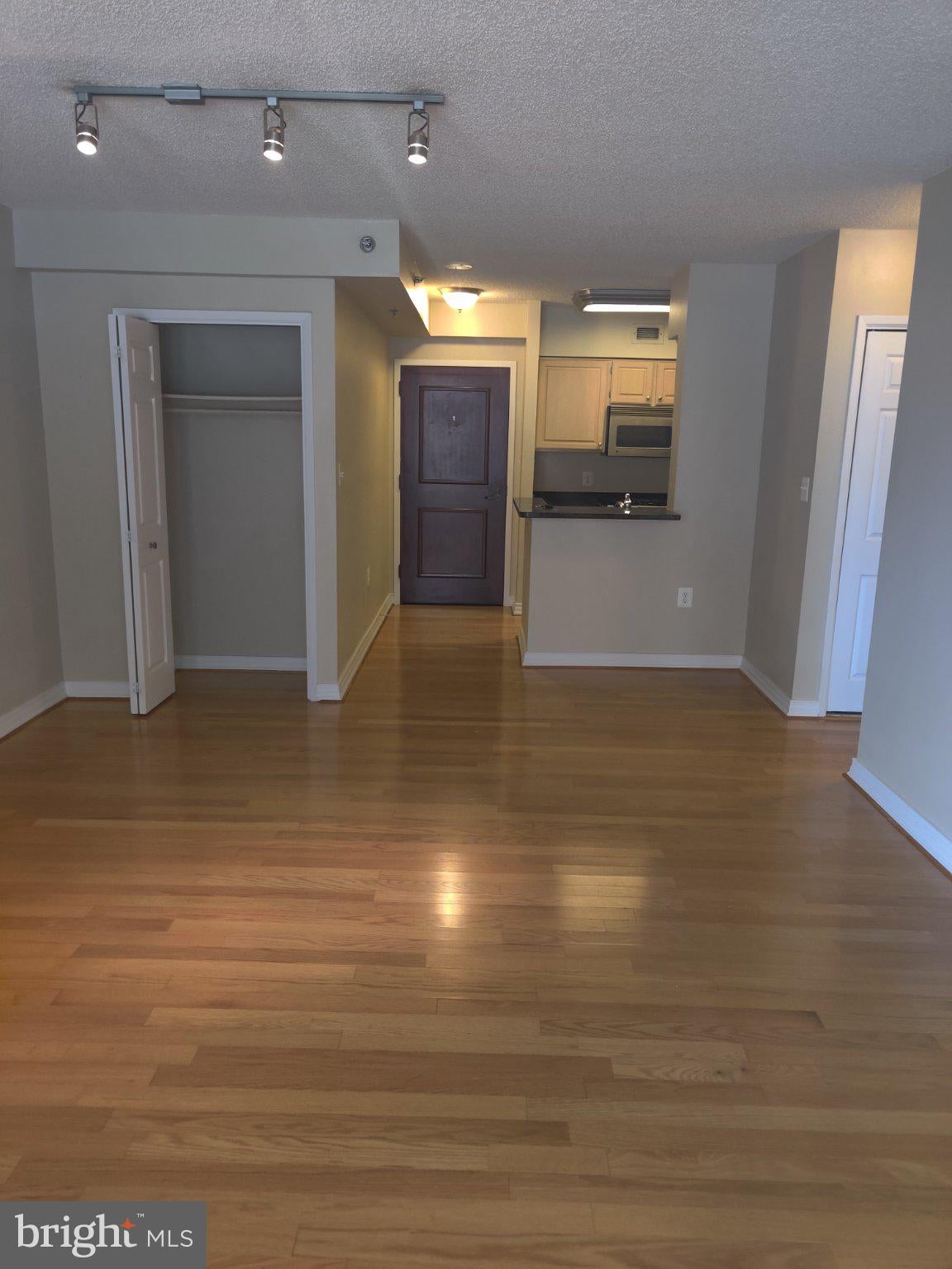 4801 FAIRMONT AVENUE 301
