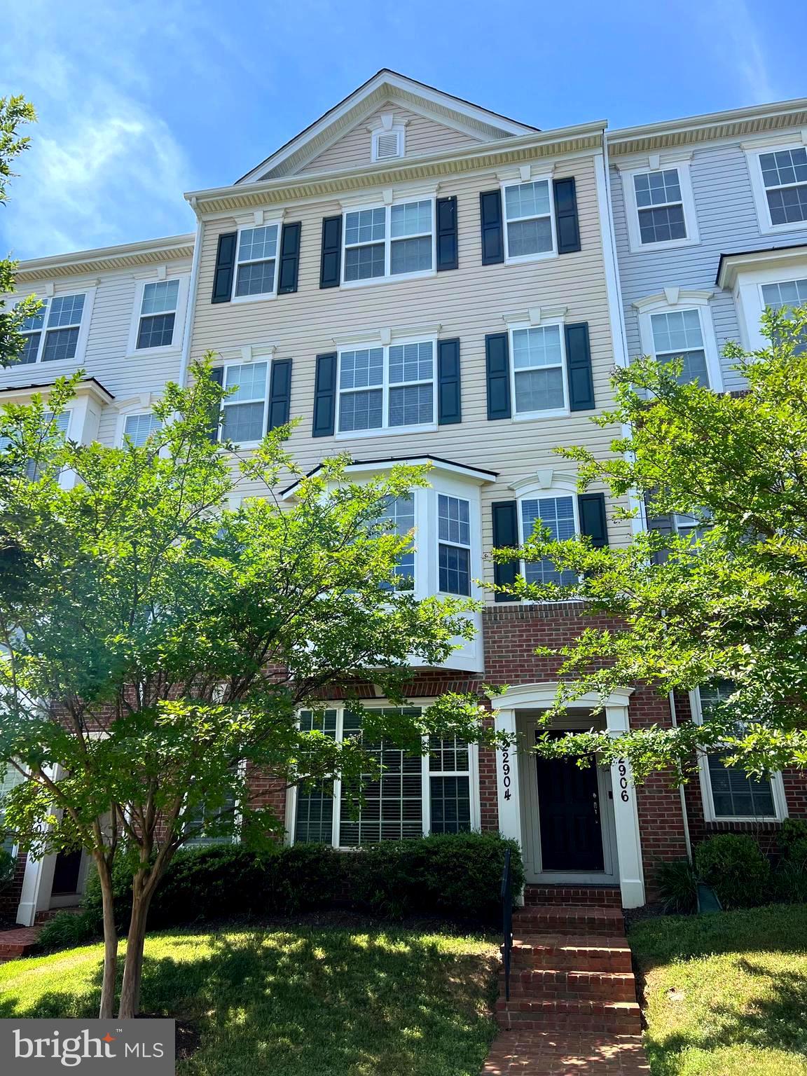 ARORA HILLS - Residential Lease