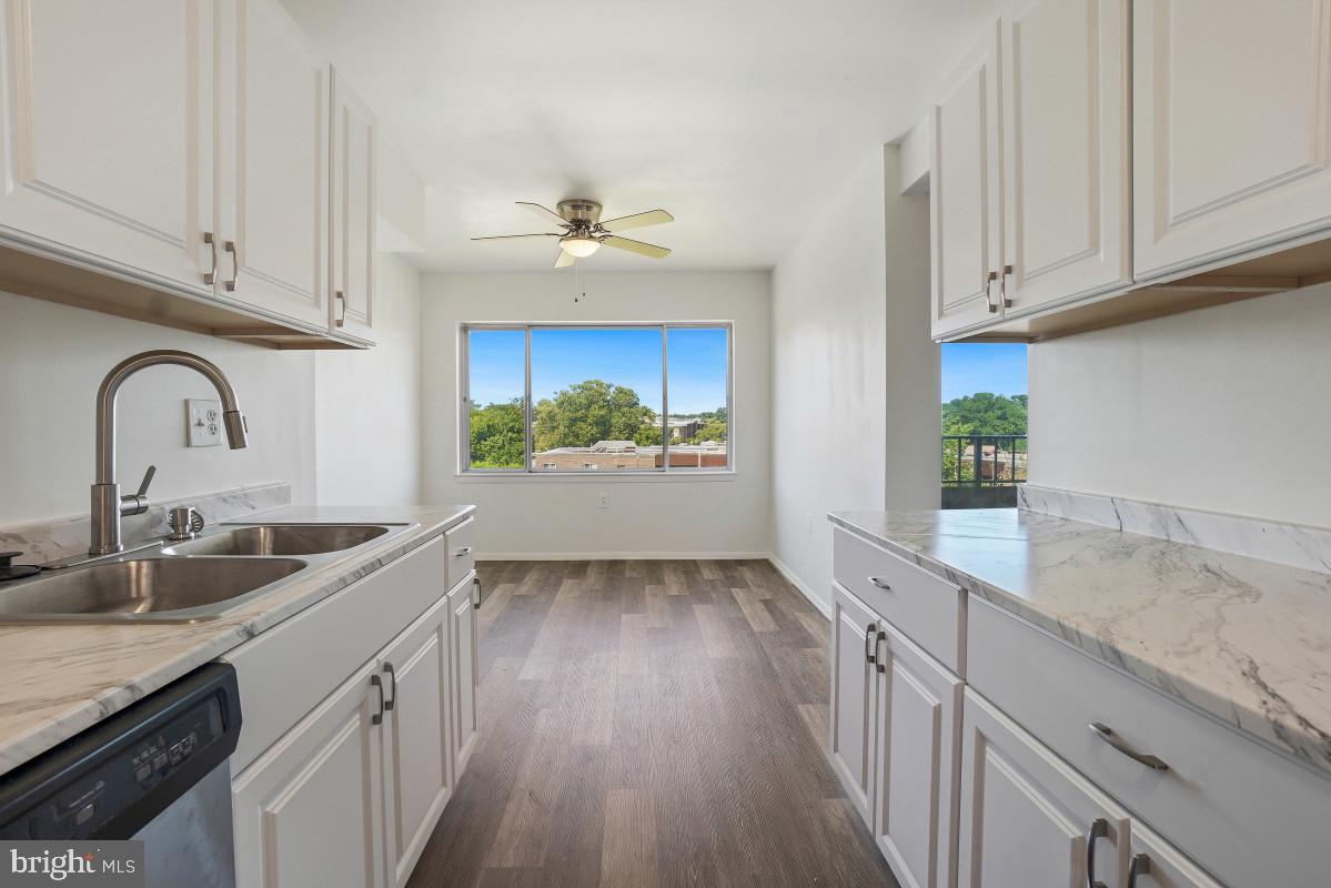 454 GIRARD STREET 373