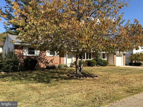 16 DEWBERRY DRIVE TRENTON NJ 08610