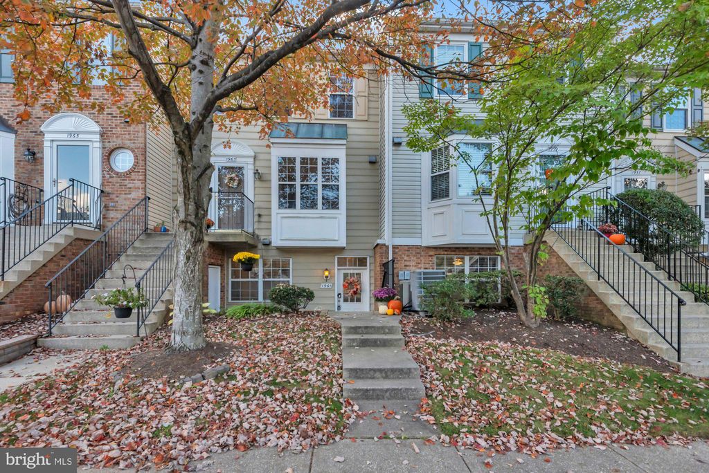 Photo of 1961 Pawlet Drive, CROFTON, MD 21114 (MLS # MDAA2128772)