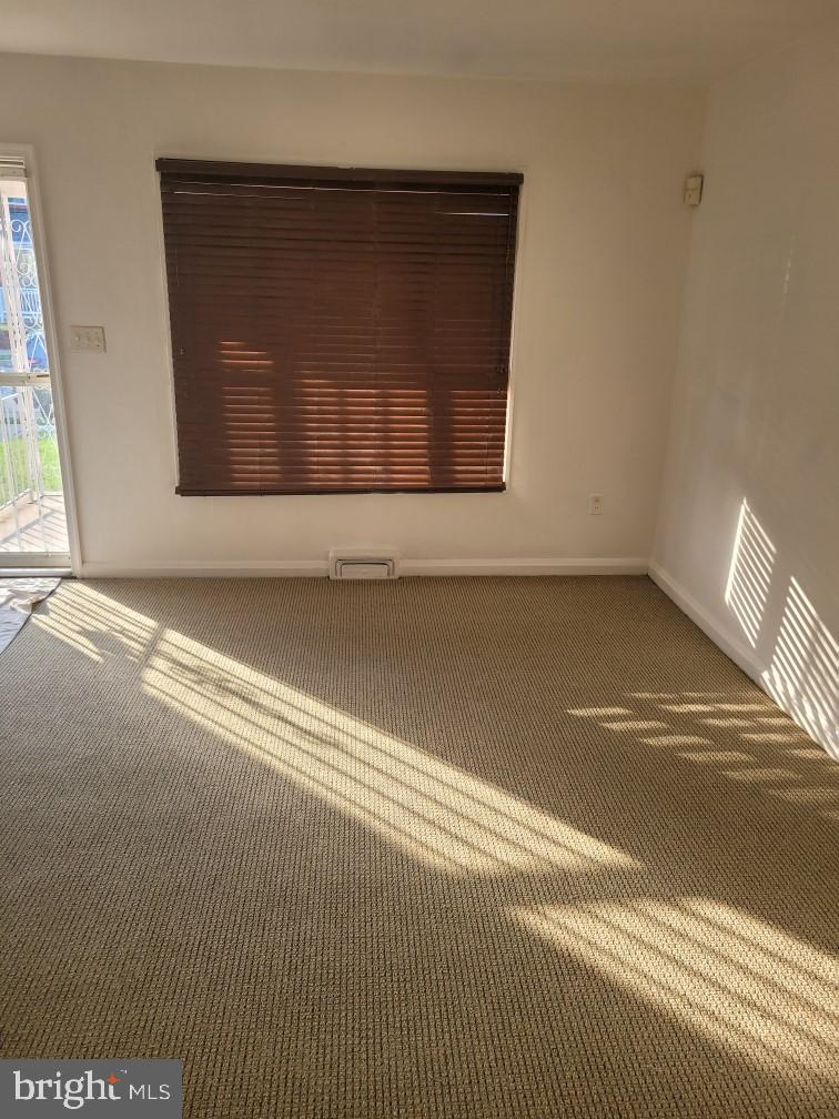 BEECHFIELD - Residential Lease