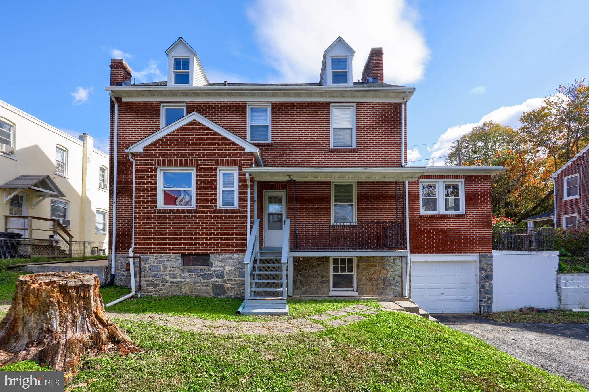 828-826 HIGHLAND AVENUE