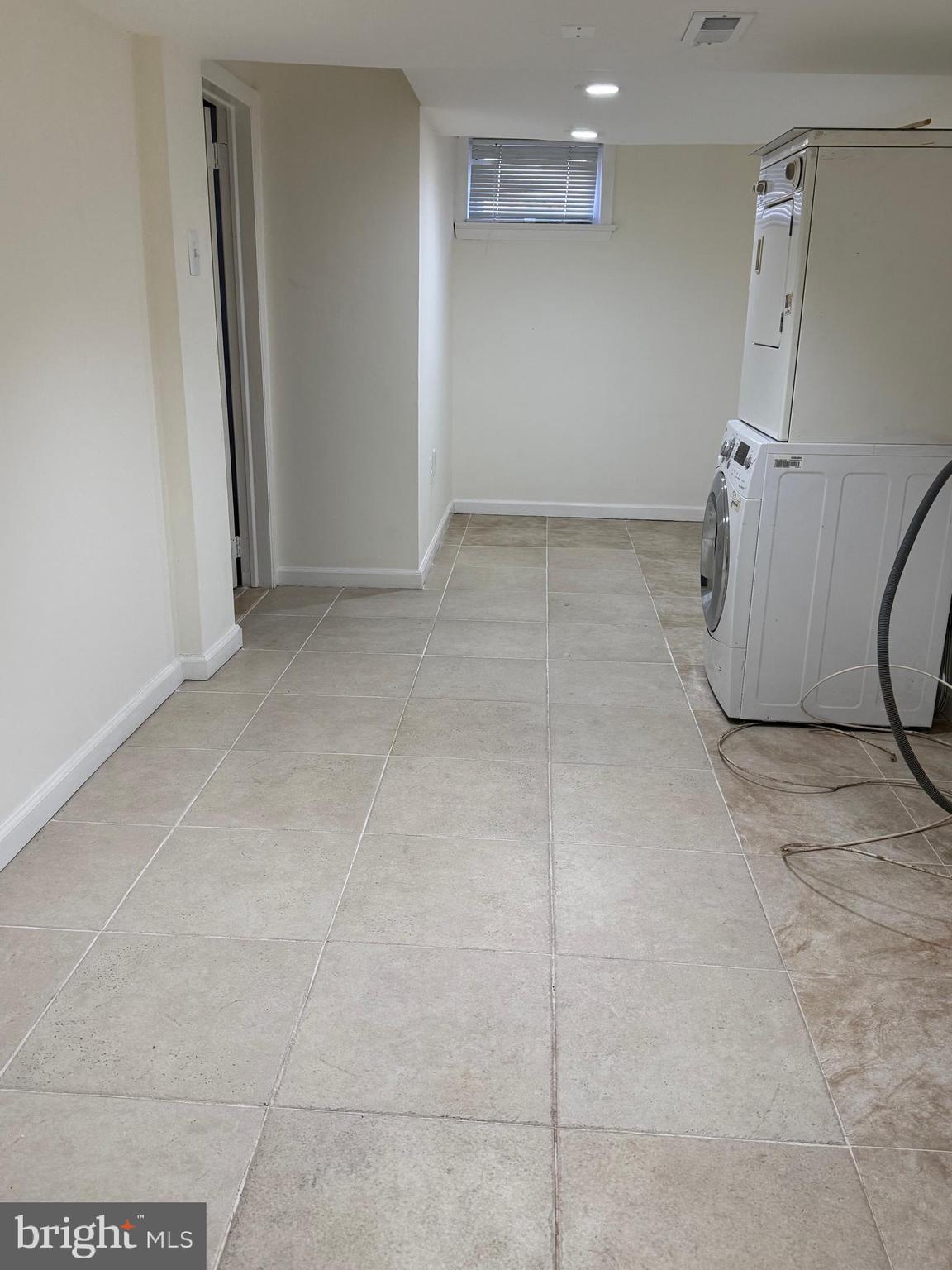 WASHINGTON SUBURBAN HOME - Residential