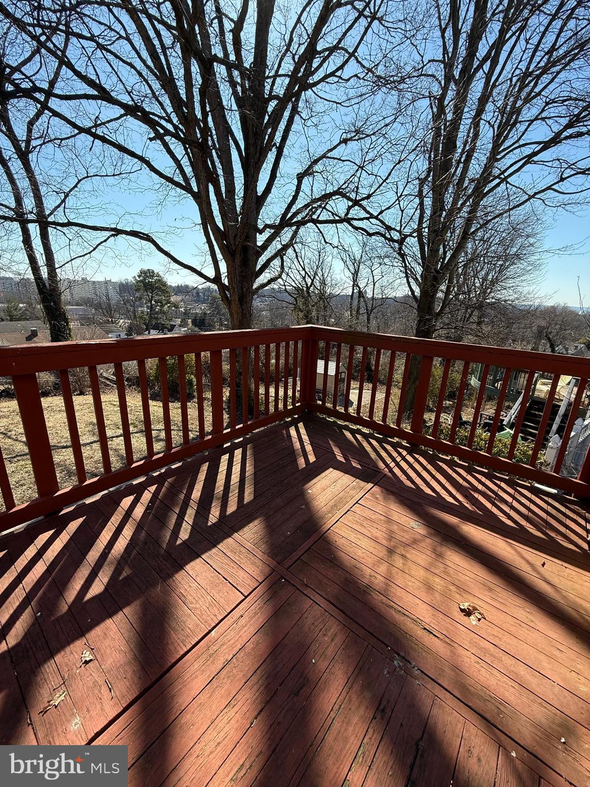 WASHINGTON SUBURBAN HOME - Residential