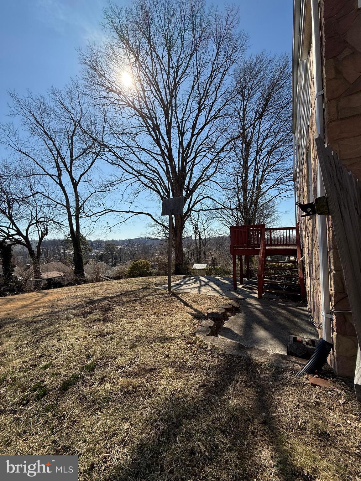 WASHINGTON SUBURBAN HOME - Residential