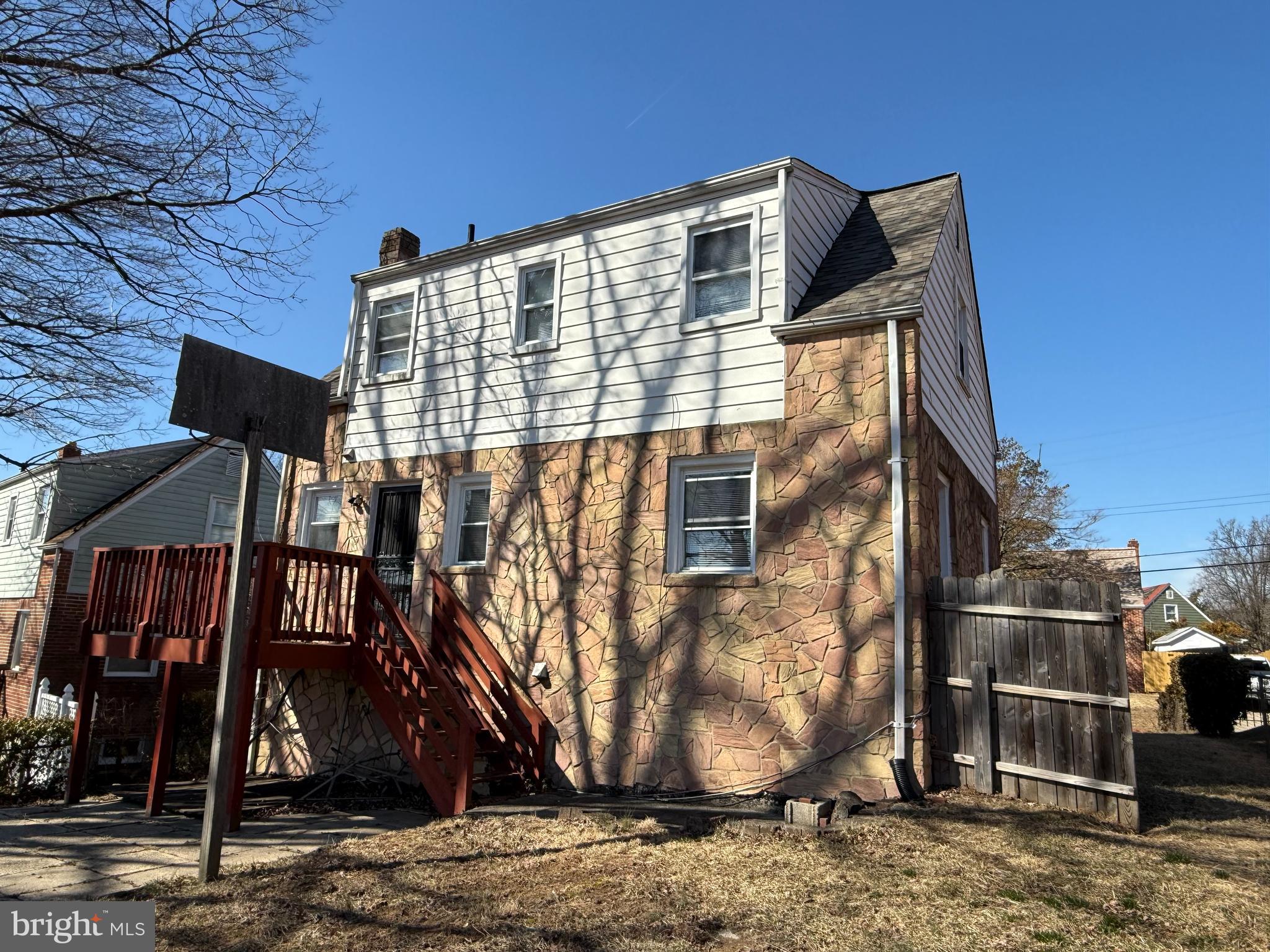 WASHINGTON SUBURBAN HOME - Residential