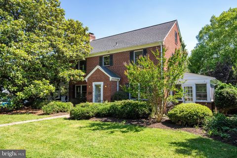Photo of 241 Edwards Ferry Road NE, LEESBURG, VA 20176 (MLS # VALO2127630)