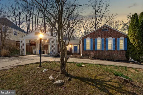 10324 Gainsborough Road, Rockville, MD 20854 - MLS#: MDMC2158028