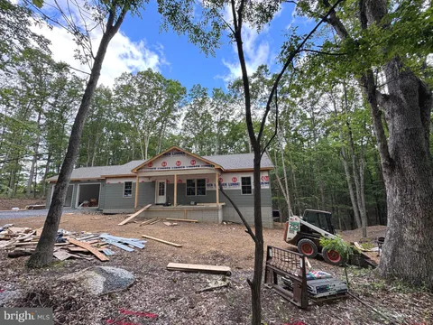 Ashley Court, Shanks, WV MLS: WVHS2005476