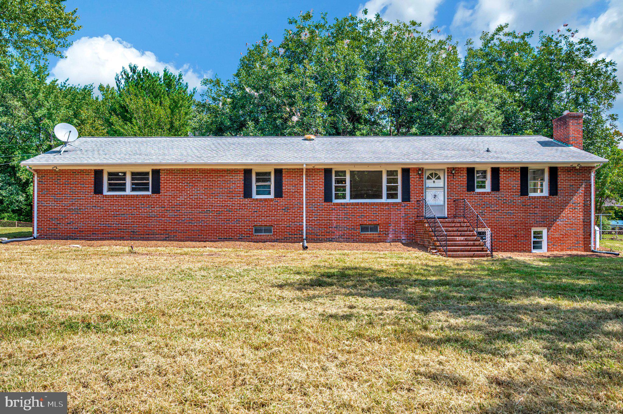 8434 PINE TREE LANE