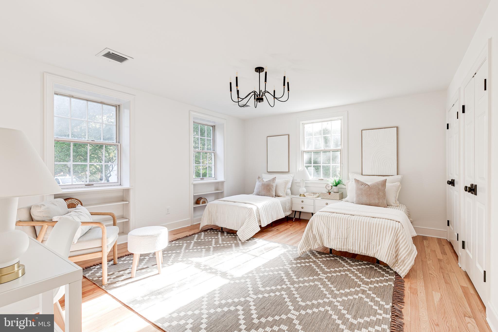 SLEEPY HOLLOW FO - Residential