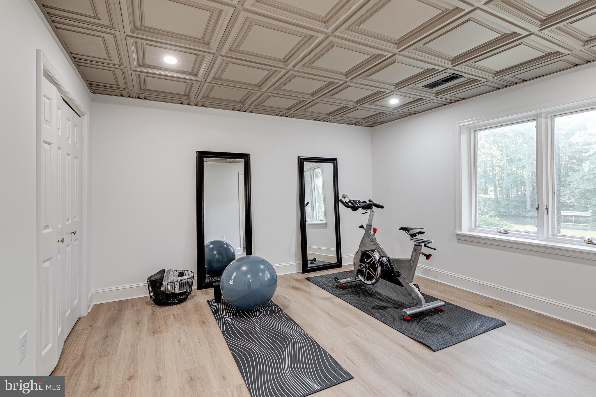 SLEEPY HOLLOW FO - Residential