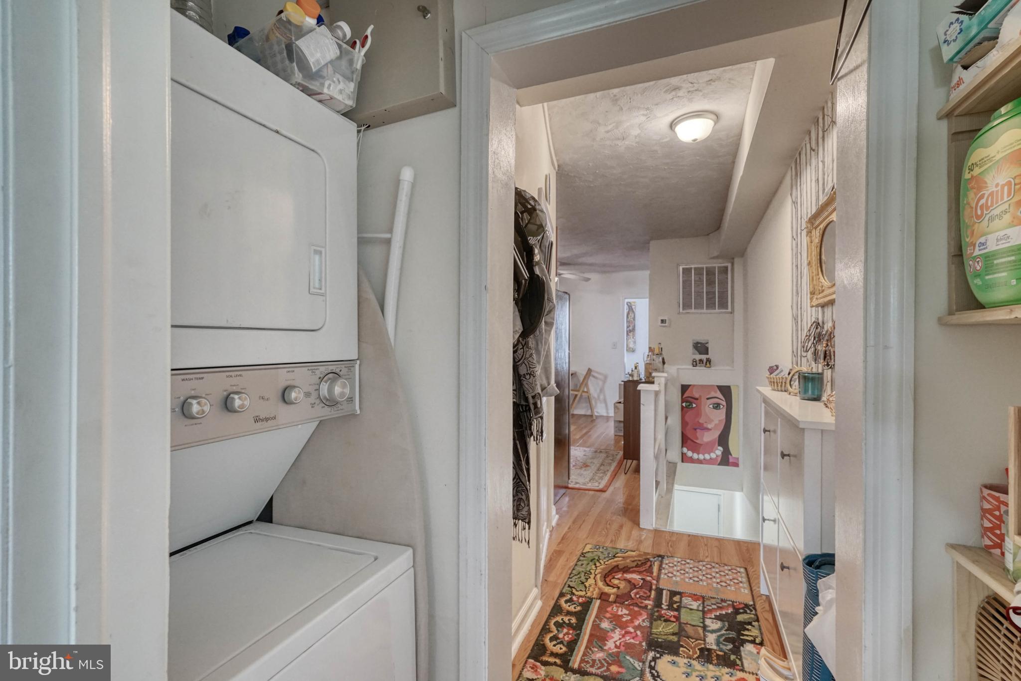 POINT BREEZE - Residential Income