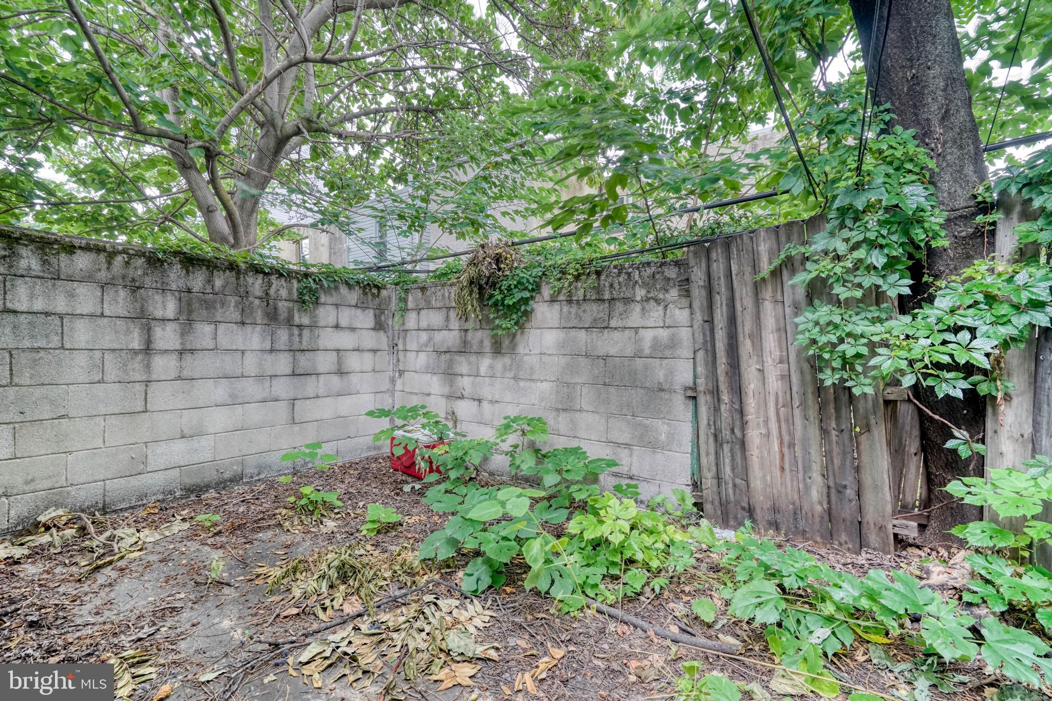 POINT BREEZE - Residential Income