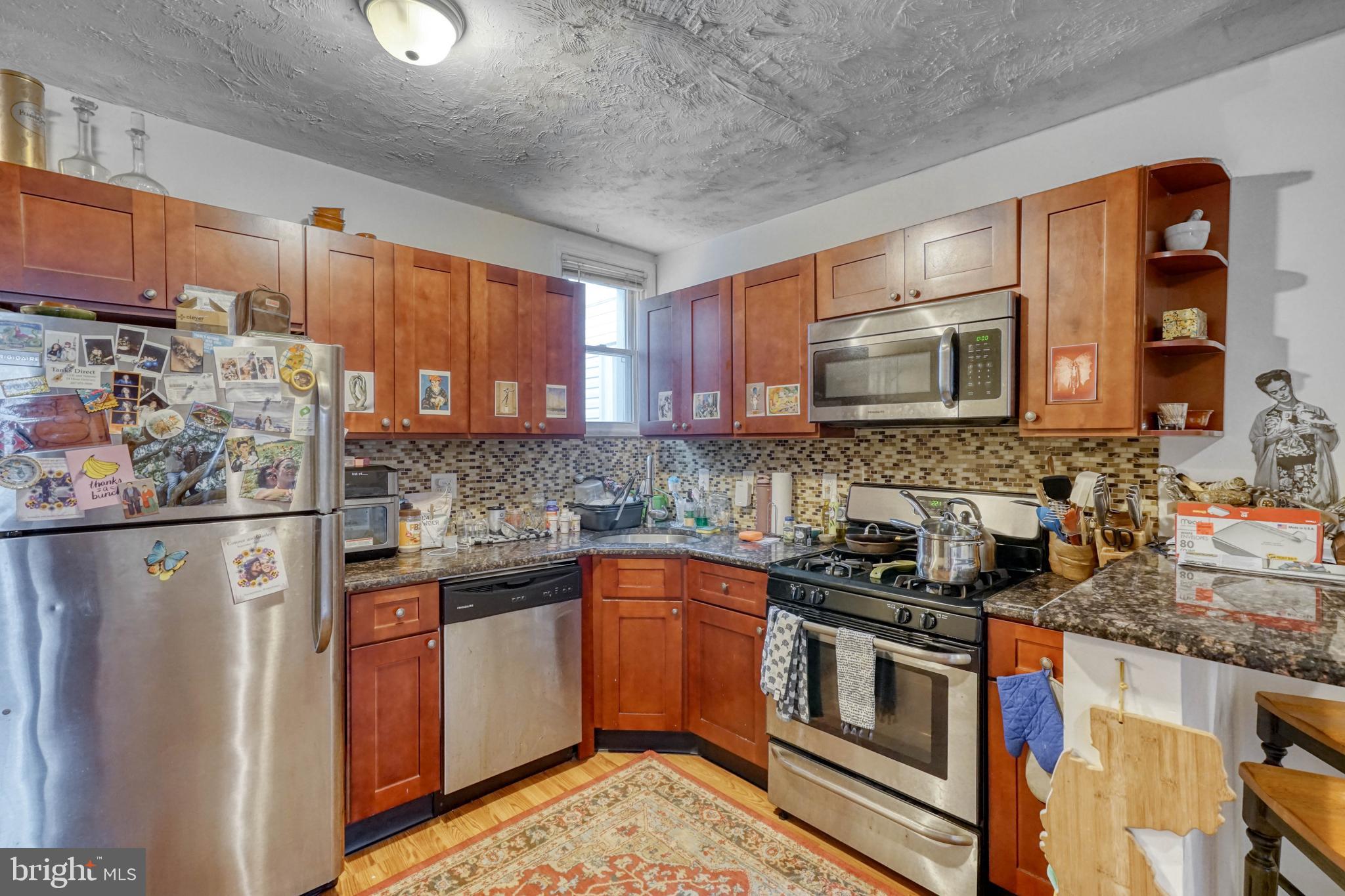 POINT BREEZE - Residential Income