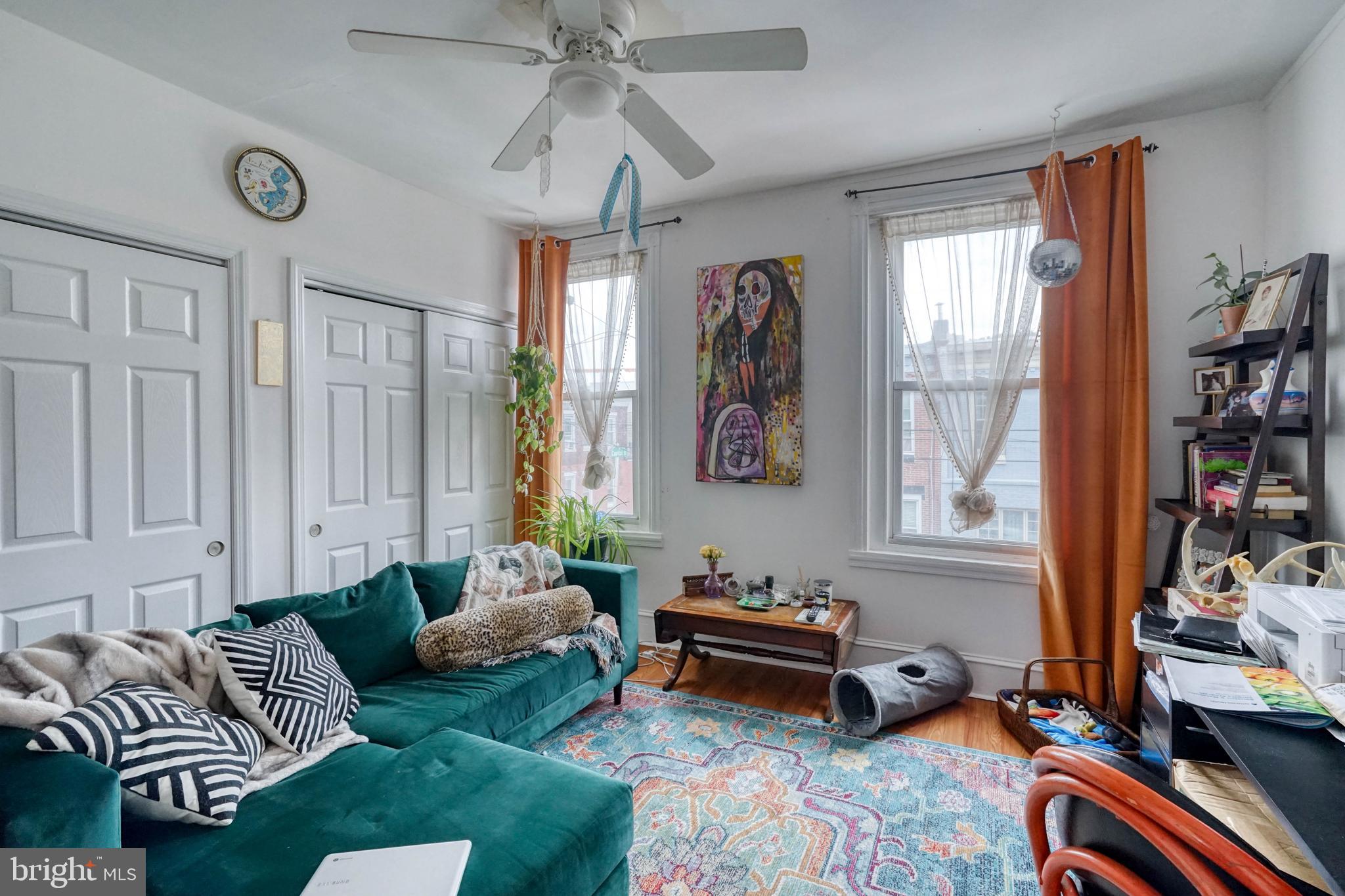 POINT BREEZE - Residential Income