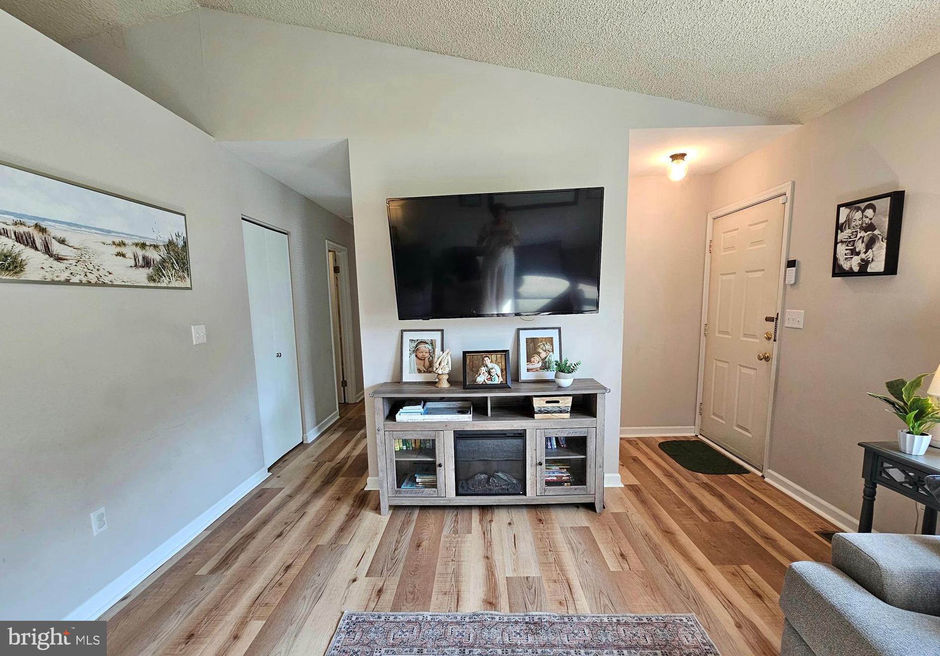 SCHUMAKER GLEN - Residential