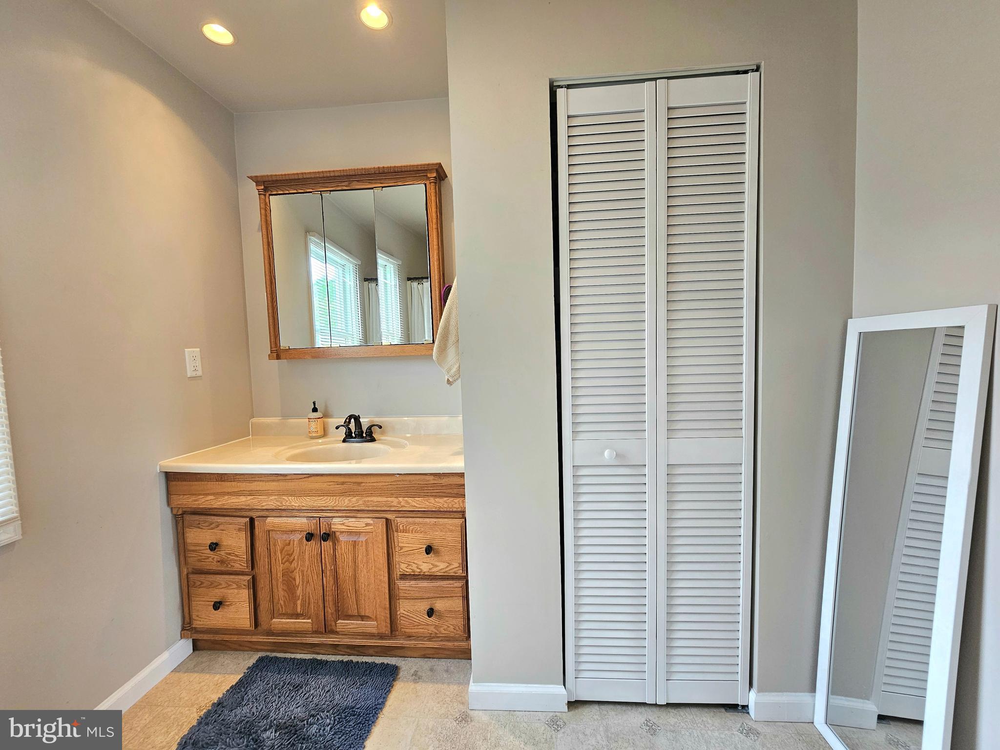 SCHUMAKER GLEN - Residential