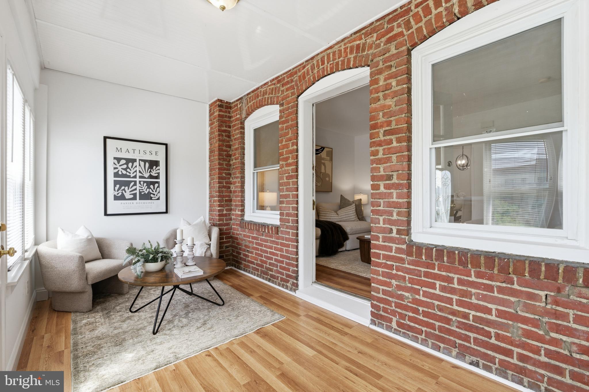 LYNNEWOOD GDNS - Residential