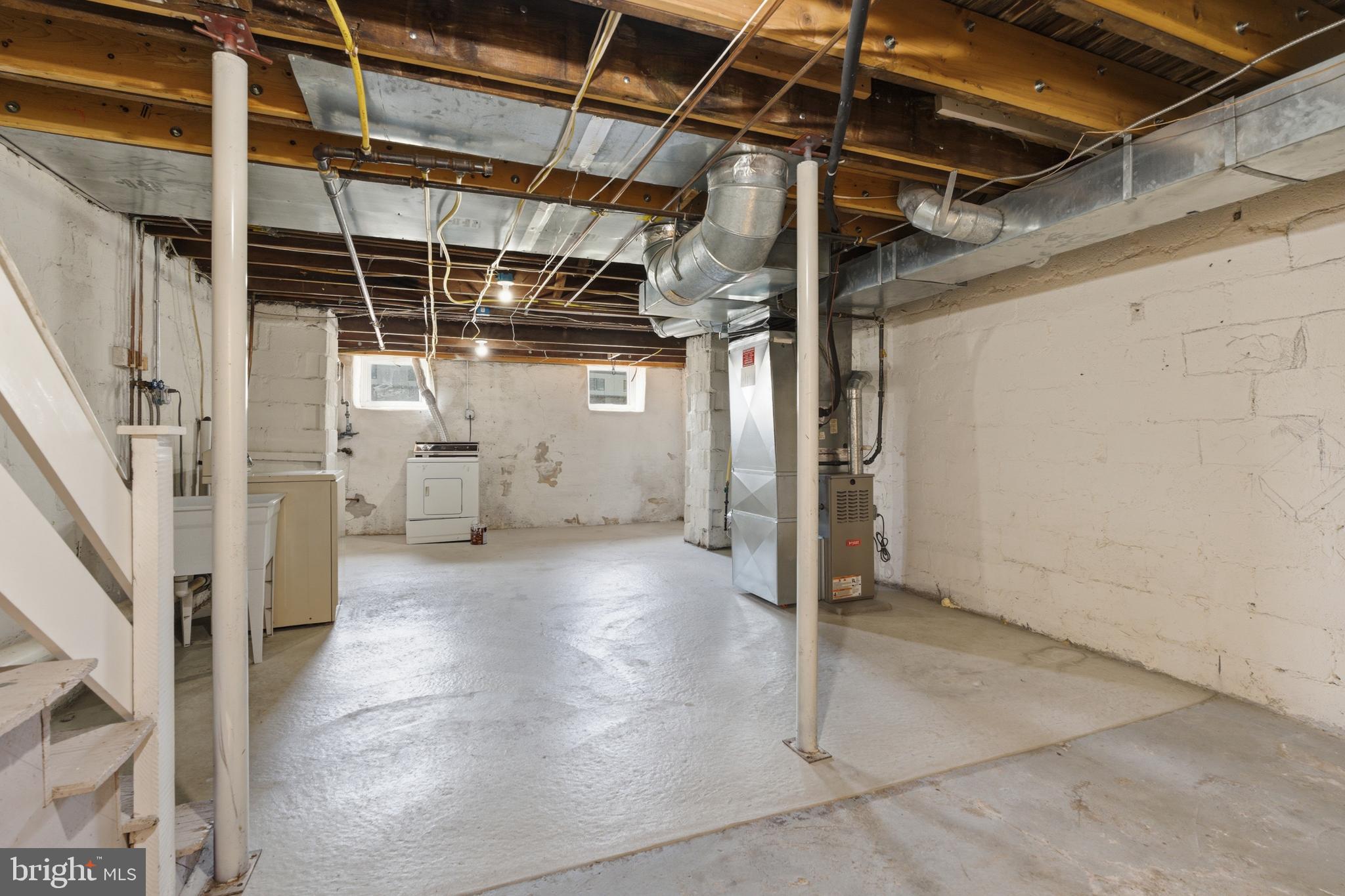 LYNNEWOOD GDNS - Residential