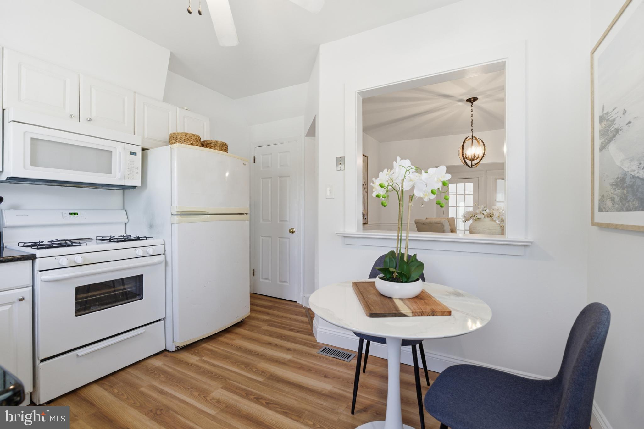 LYNNEWOOD GDNS - Residential