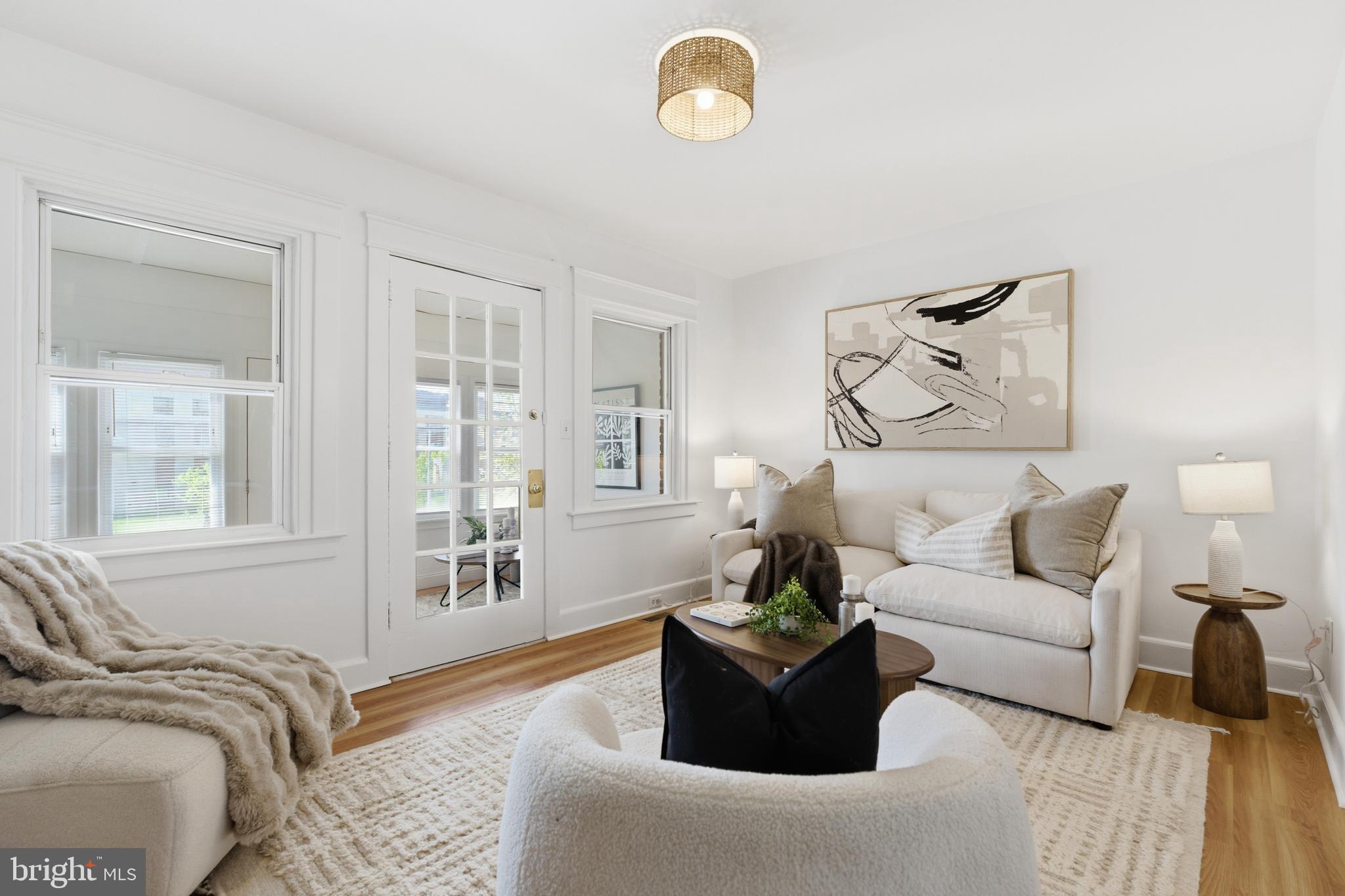 LYNNEWOOD GDNS - Residential