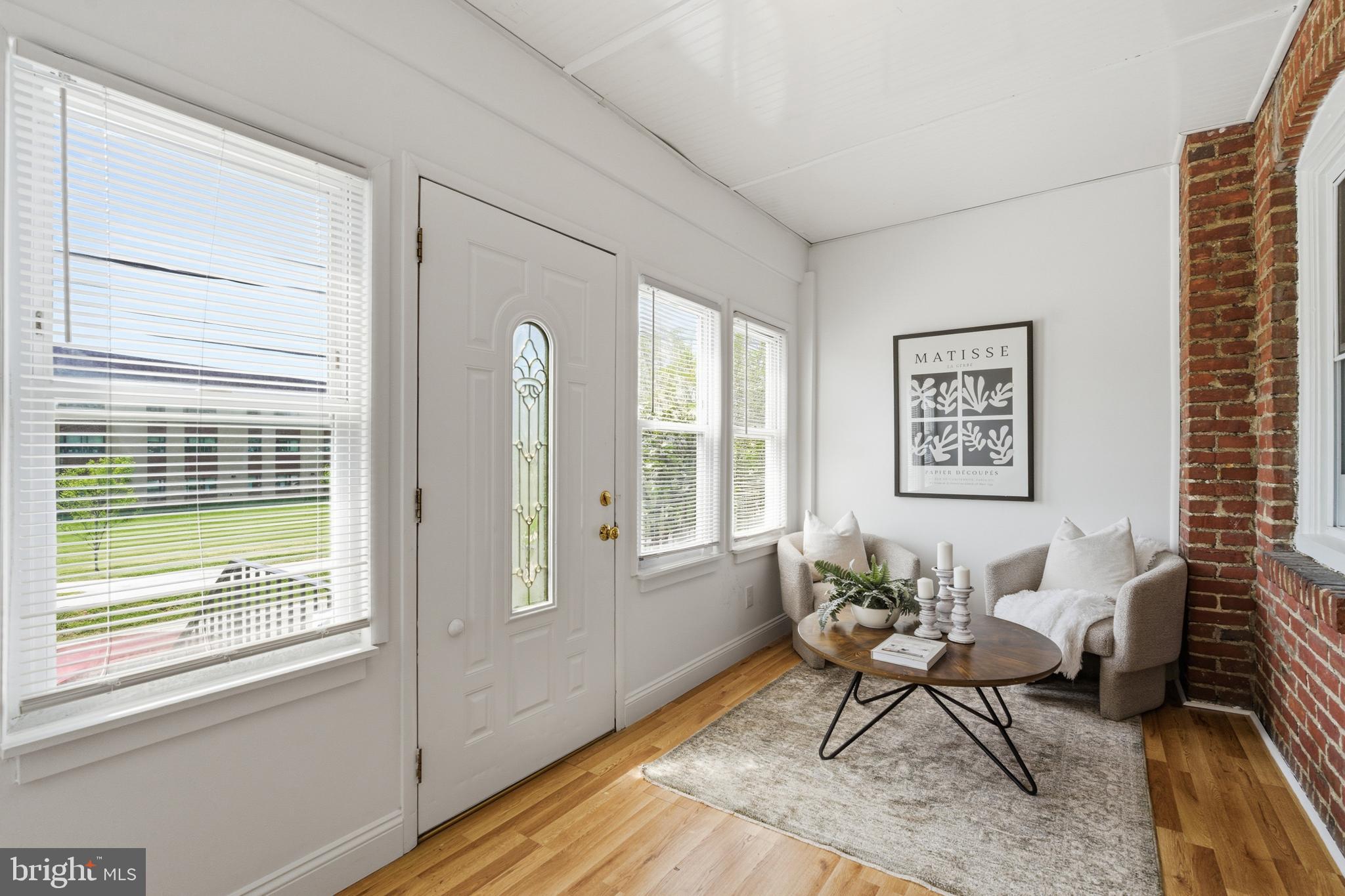 LYNNEWOOD GDNS - Residential