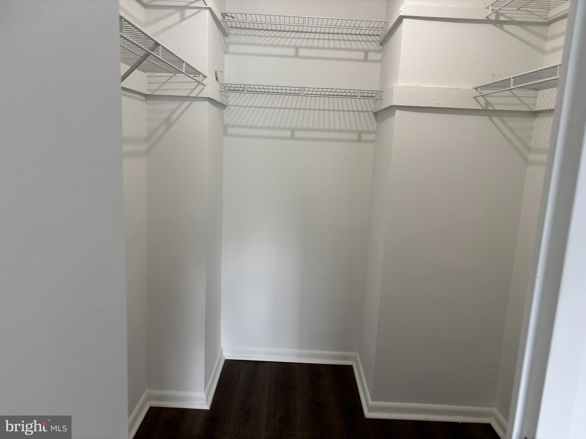 1001 N KINGS HIGHWAY 309