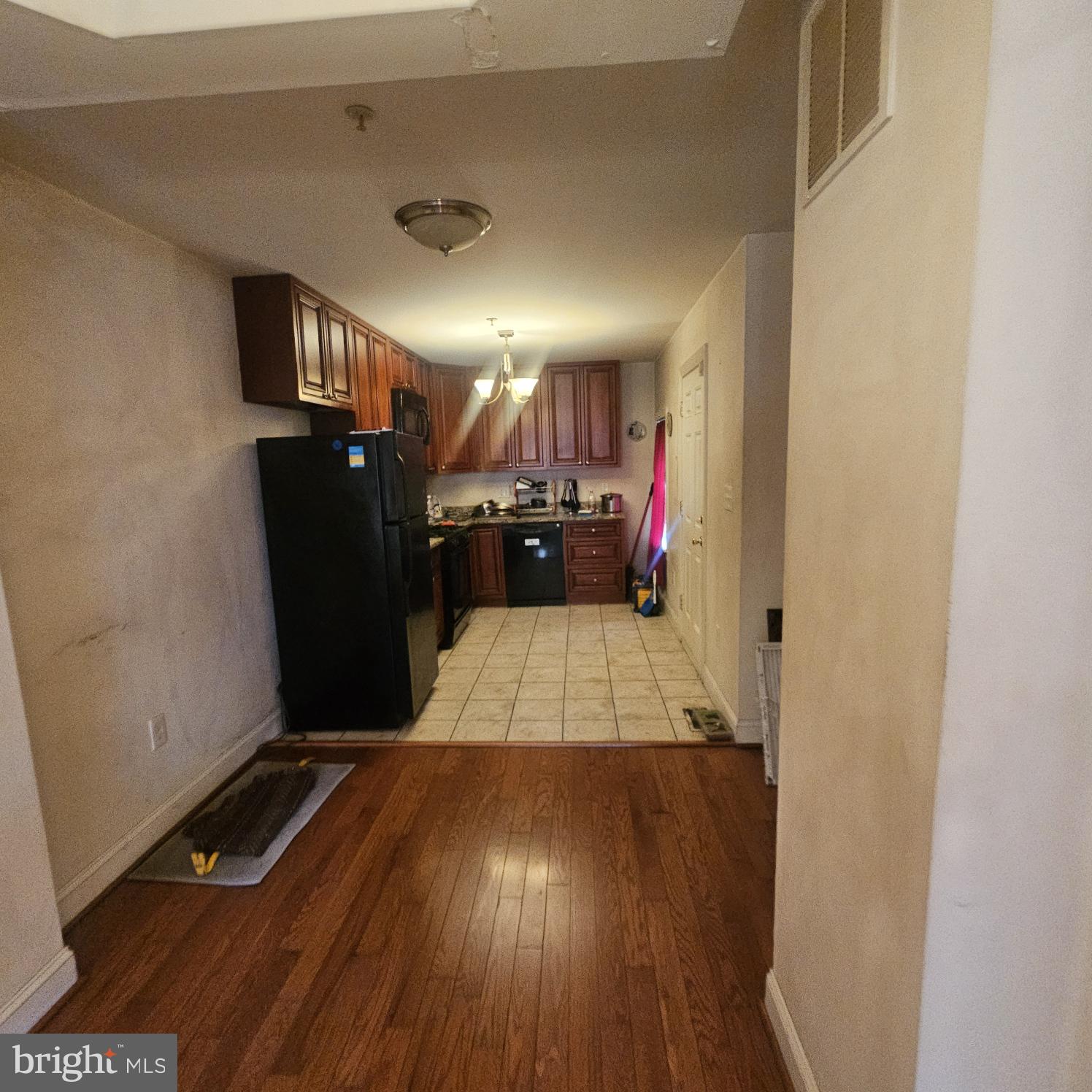 MIDDLE EAST - Residential