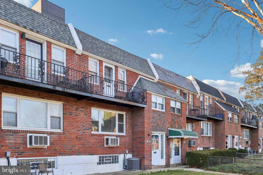 Photo of 2572 Balwynne Park Road, PHILADELPHIA, PA 19131 (MLS # PAPH2562216)