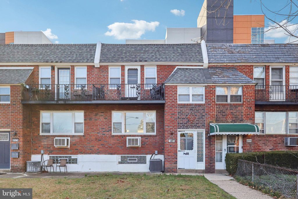 Photo of 2572 Balwynne Park Road, PHILADELPHIA, PA 19131 (MLS # PAPH2562216)
