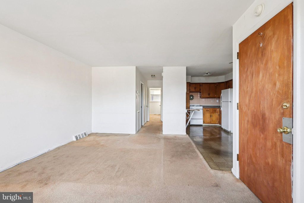 Photo of 2572 Balwynne Park Road, PHILADELPHIA, PA 19131 (MLS # PAPH2562216)