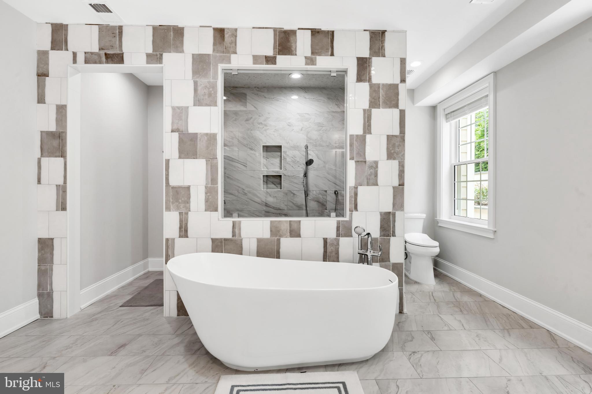 ROCKY HILL - Residential