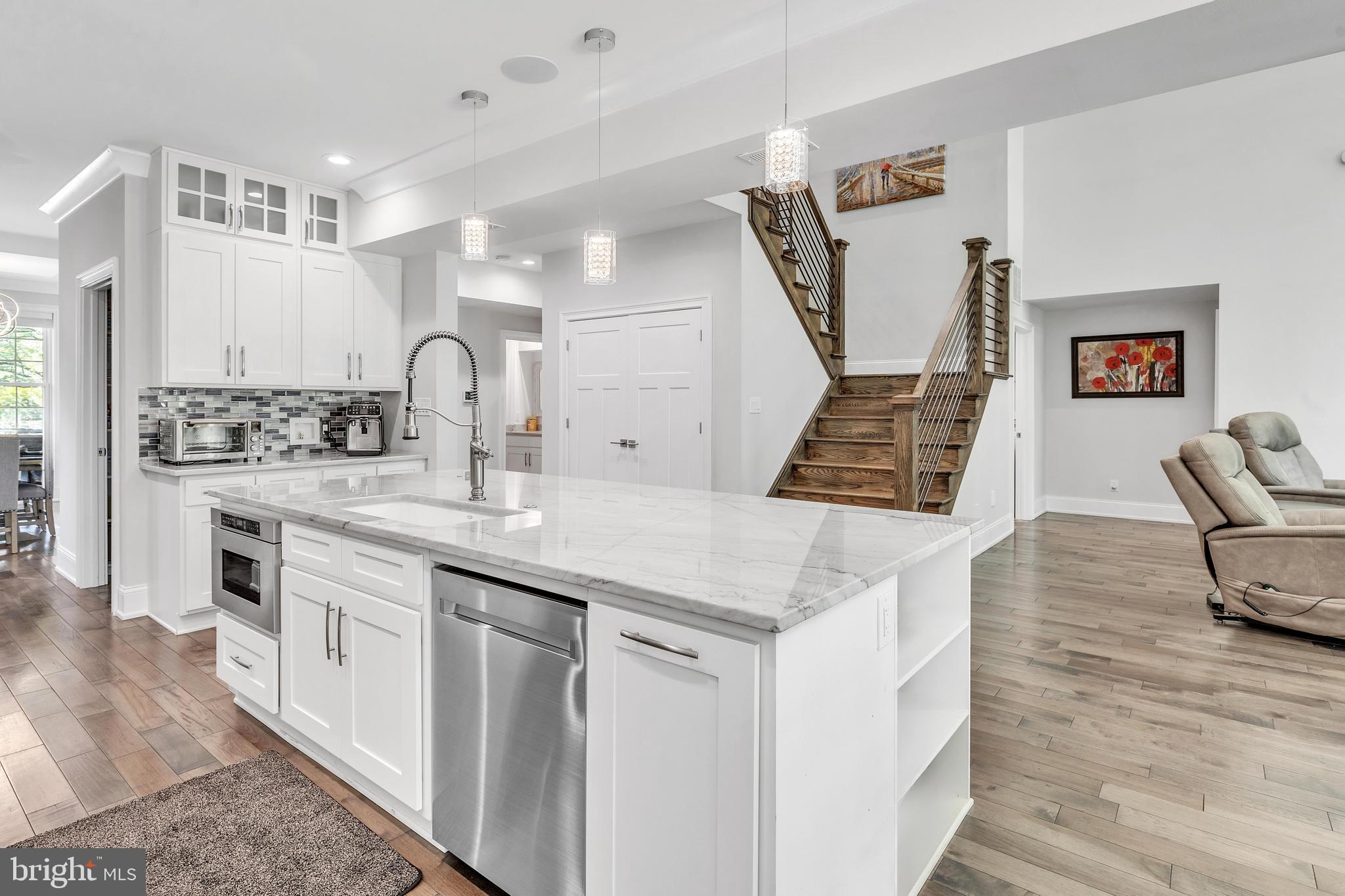 ROCKY HILL - Residential