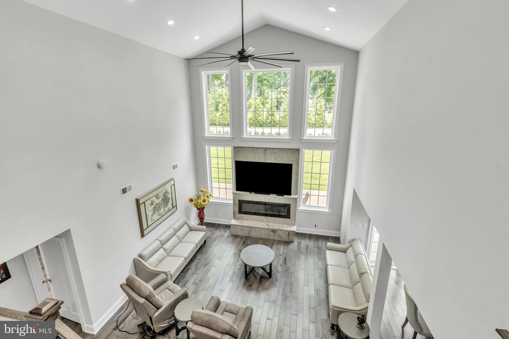 ROCKY HILL - Residential