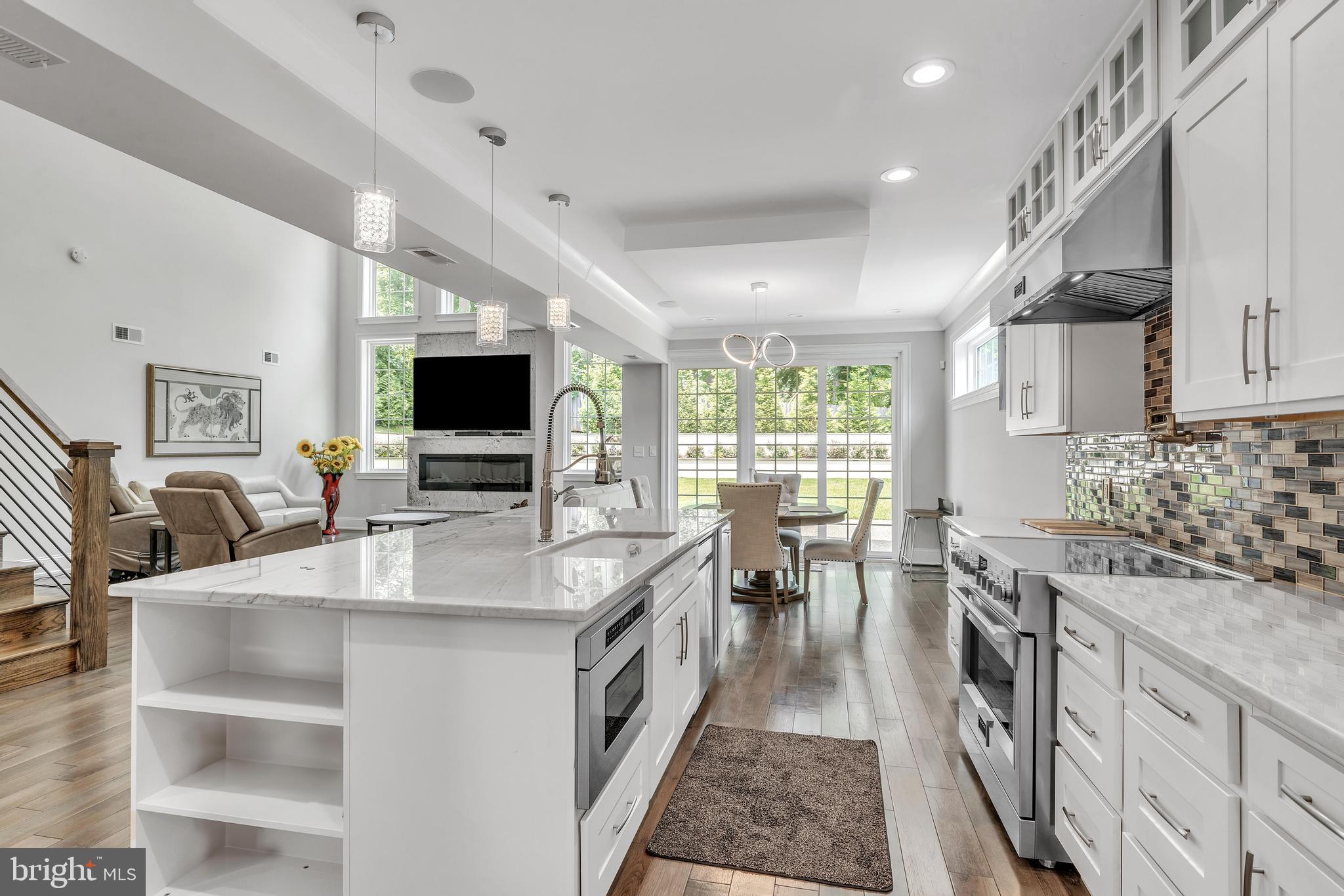 ROCKY HILL - Residential