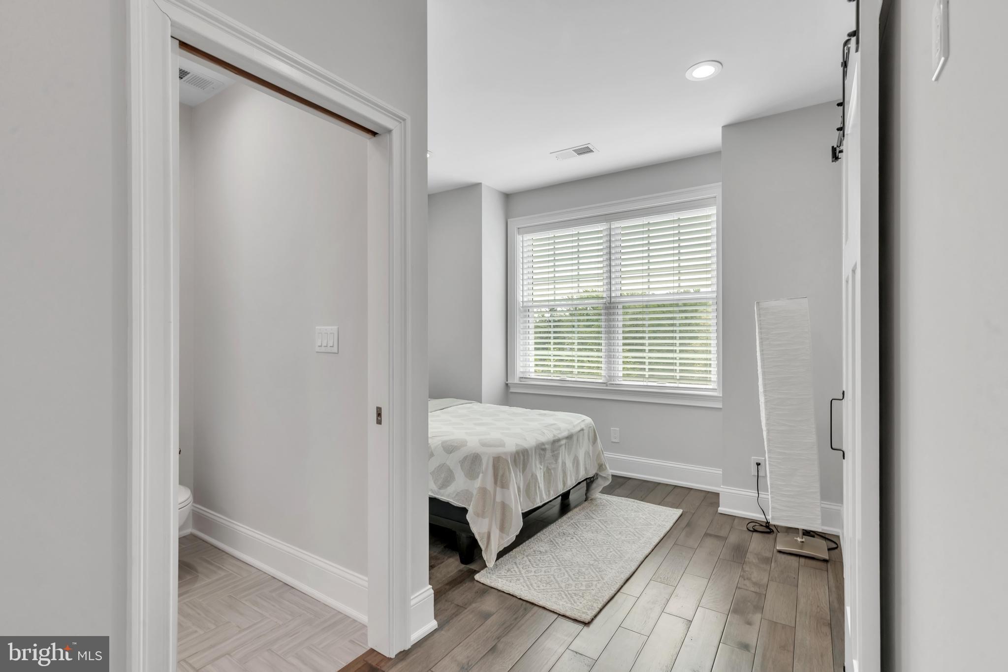 ROCKY HILL - Residential