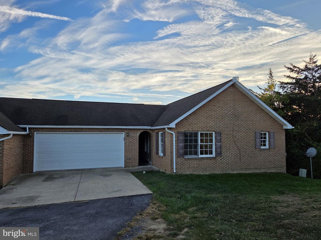 Photo of 50 - C3 Courtney Circle, STRASBURG, VA 22657 (MLS # VASH2012812)