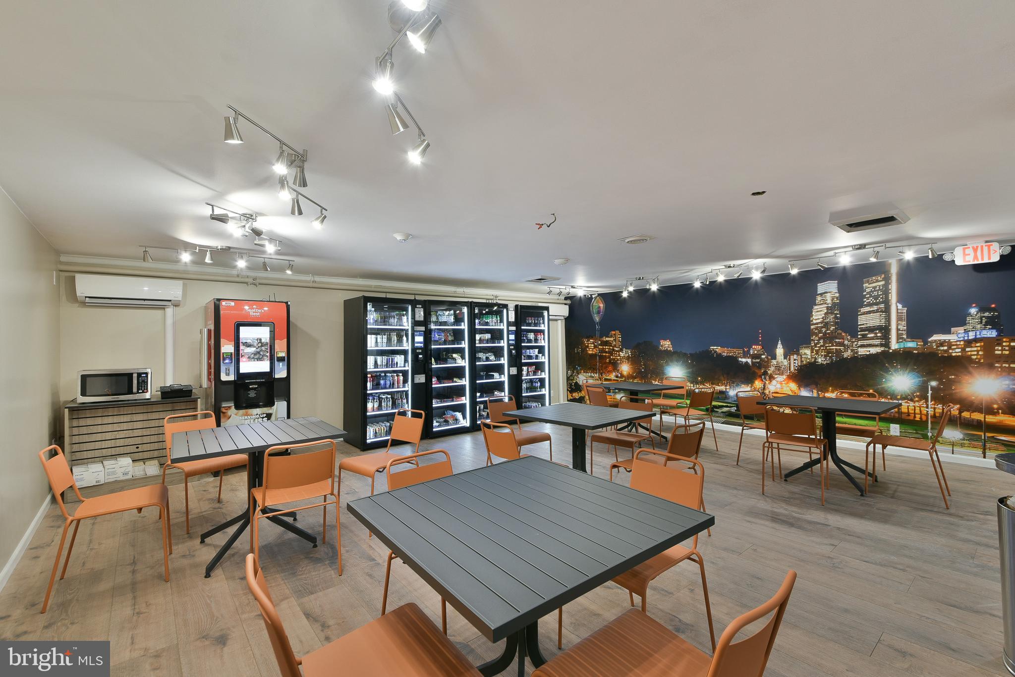 WYNNEFIELD HEIGHTS - Residential