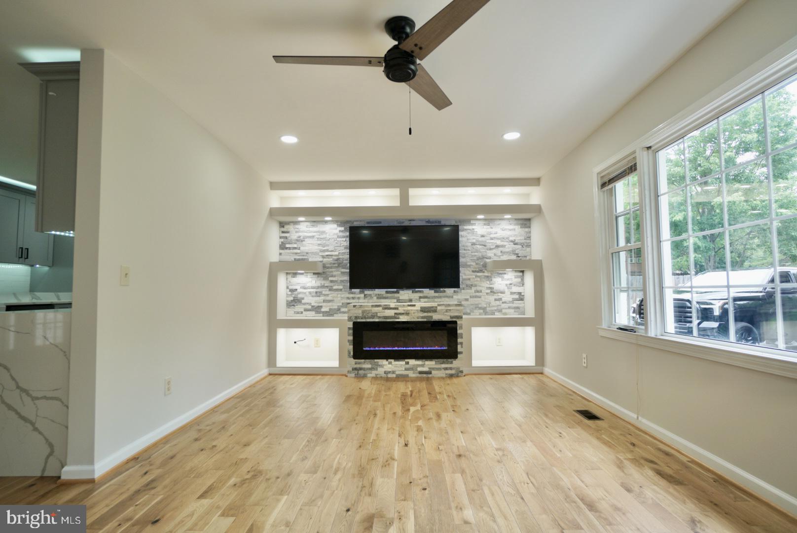 MONTCLAIR - Residential Lease