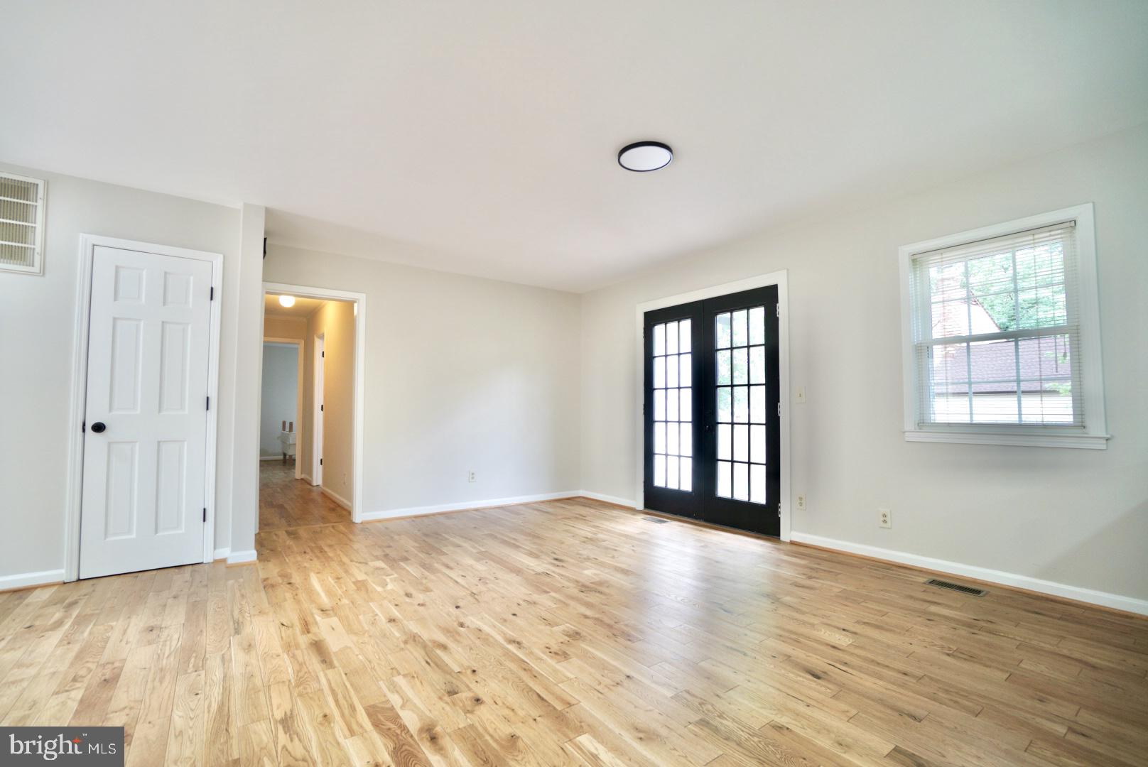 MONTCLAIR - Residential Lease