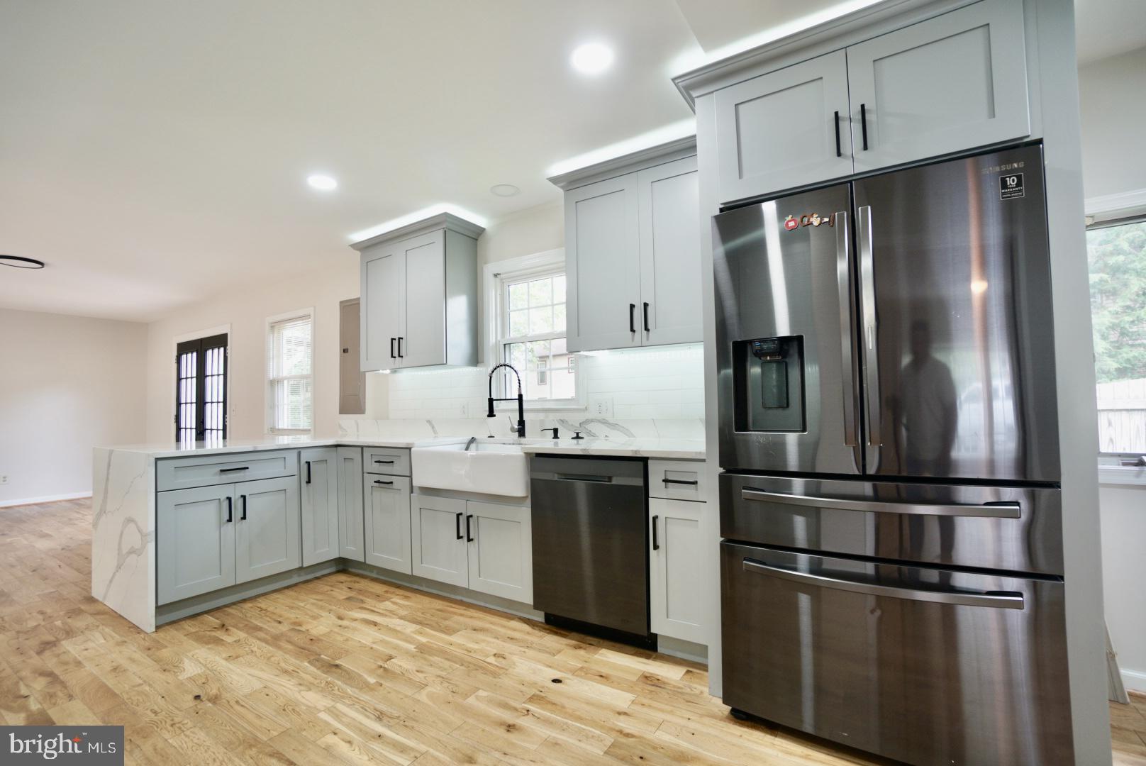 MONTCLAIR - Residential Lease