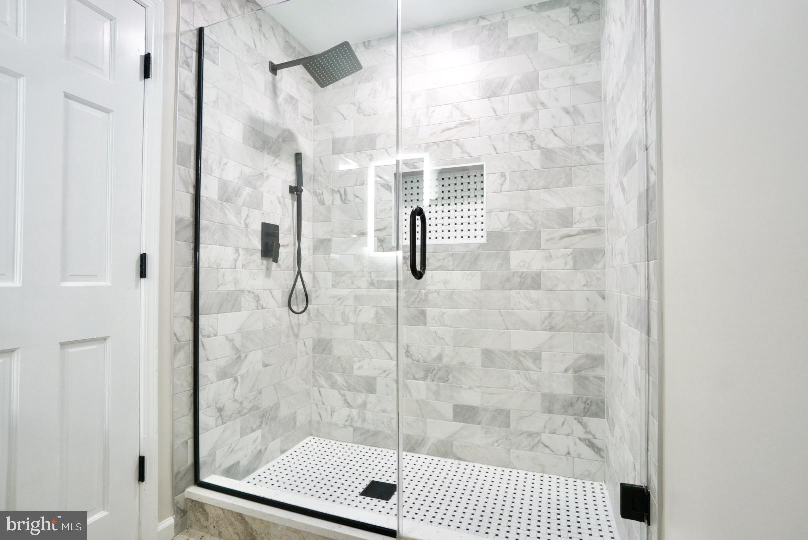 MONTCLAIR - Residential Lease